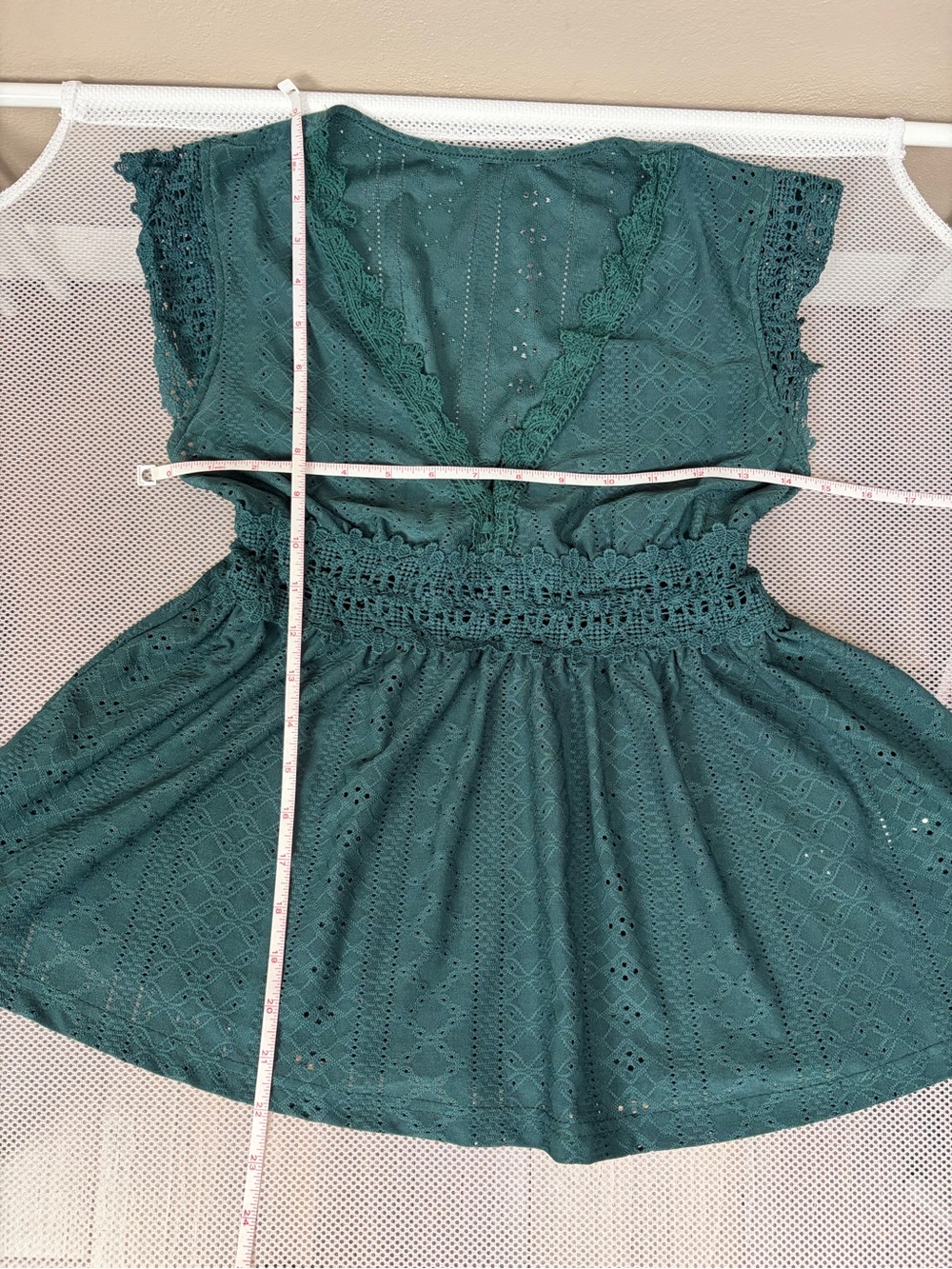 SHEIN Teal Green Eyelet Lace Babydoll Peplum Top Flutter Cap Sleeve V-Neck S EUC - Picture 10 of 14